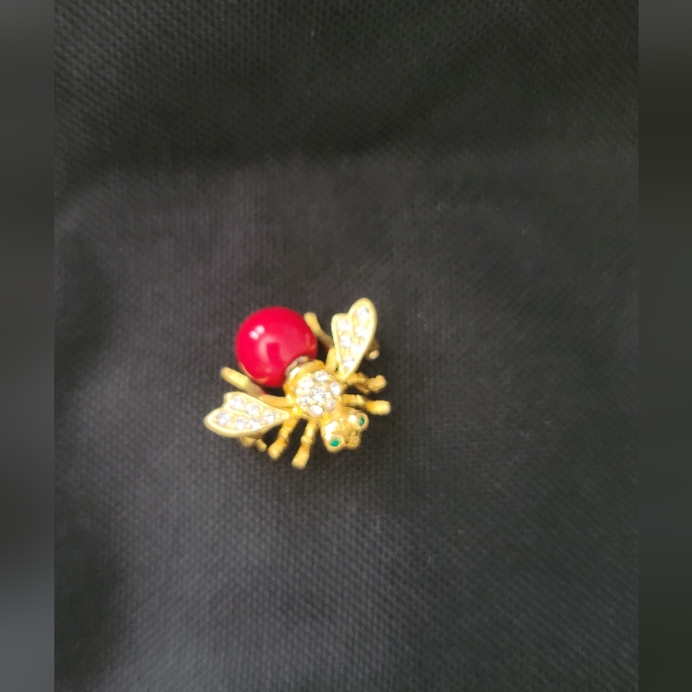 Joan Rivers Brooch